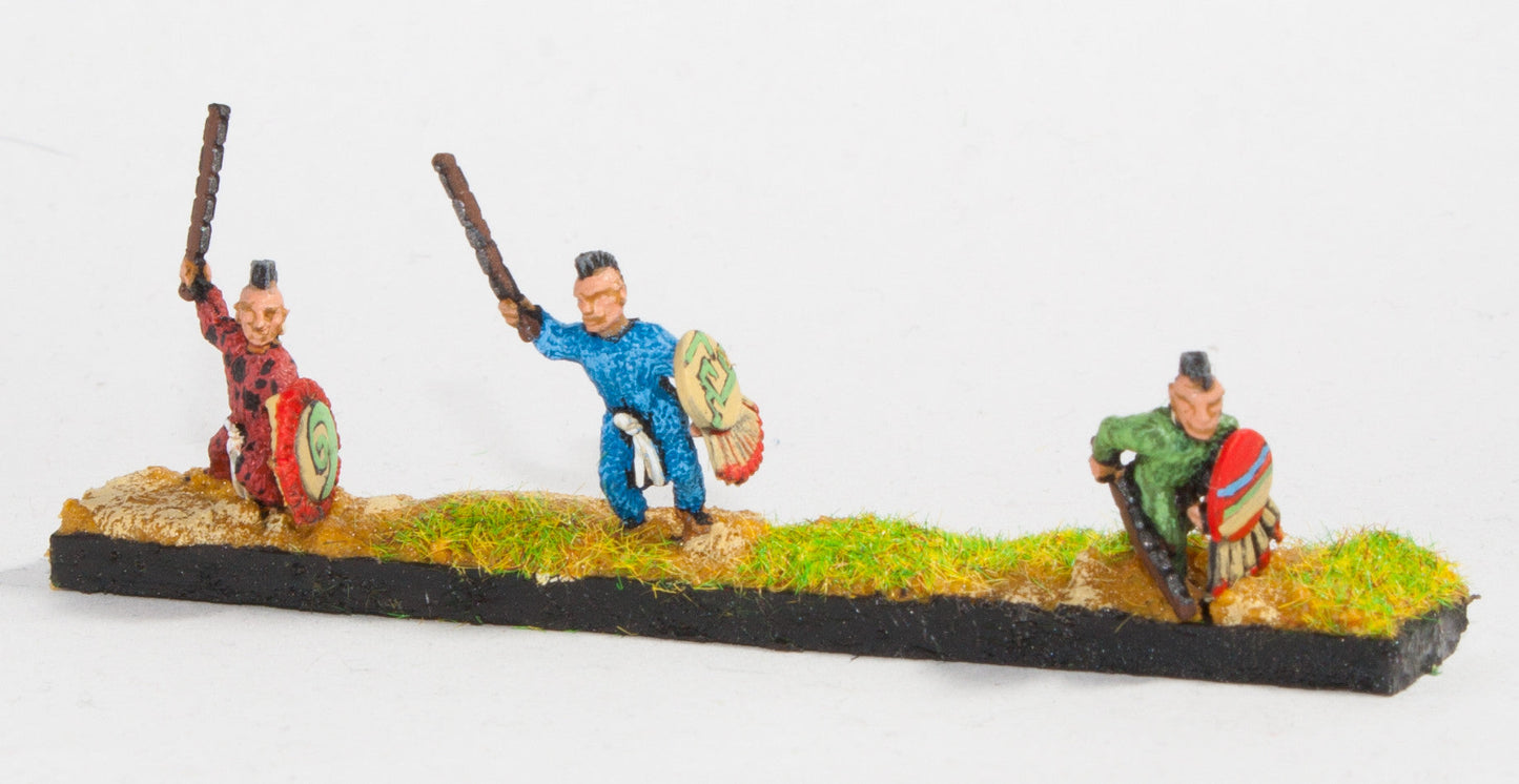 Cuachic in War-Suit with Sword and Shield AZ1