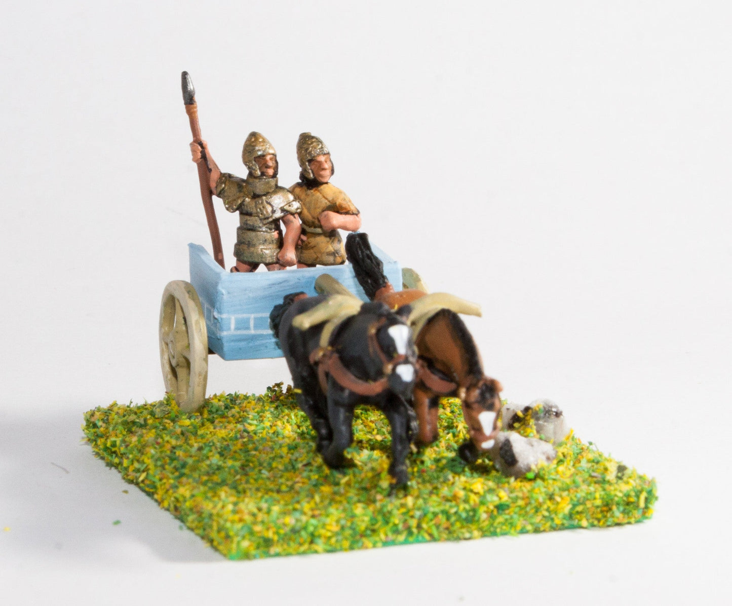 Mycenaean and Minoan Greek Two Horse Chariot with Driver, Long Spearmen BS49