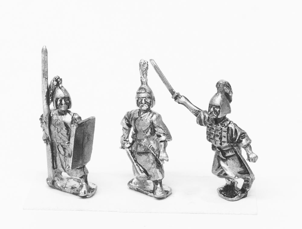 General on Foot with Bodyguard and Standard Bearer CHO1