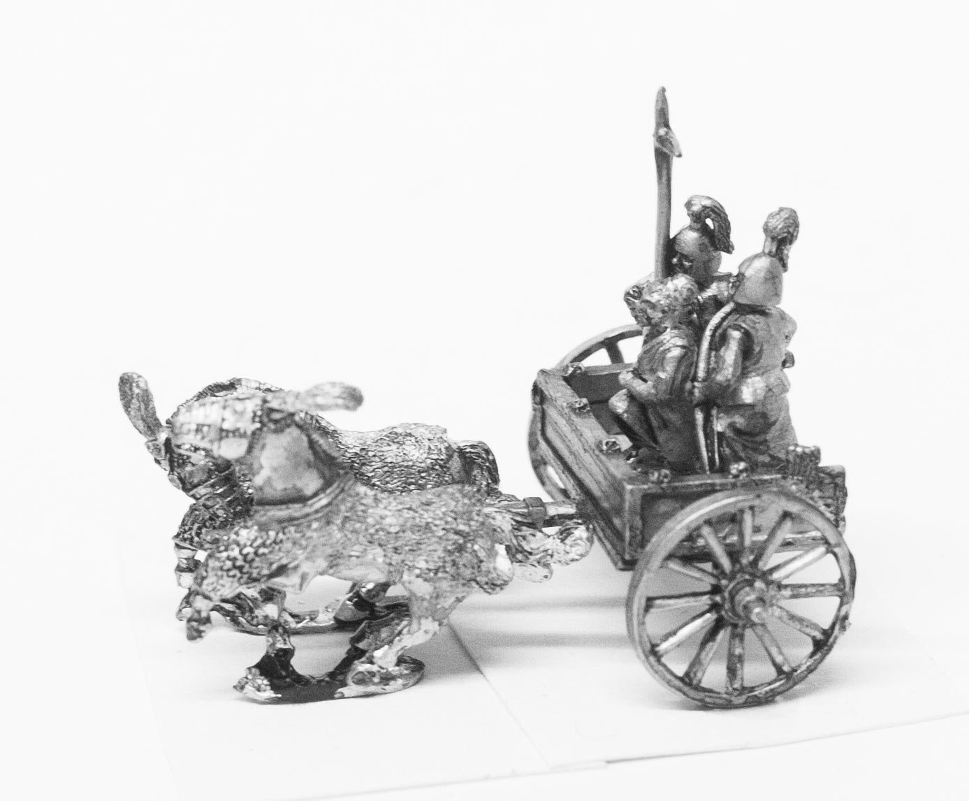 Two Horse Heavy Chariot with Driver, Archer and Halbredier CHO7
