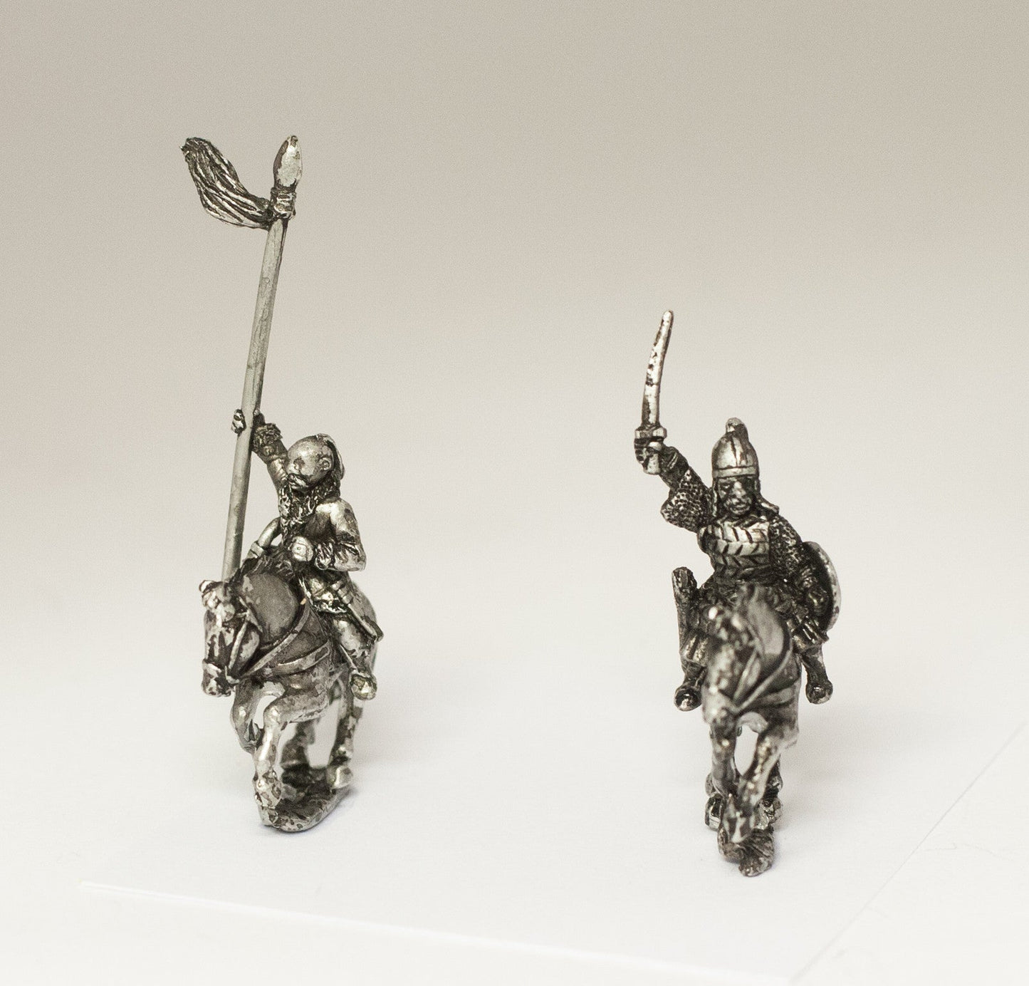 Mounted Officers and Standard Bearer HSA13