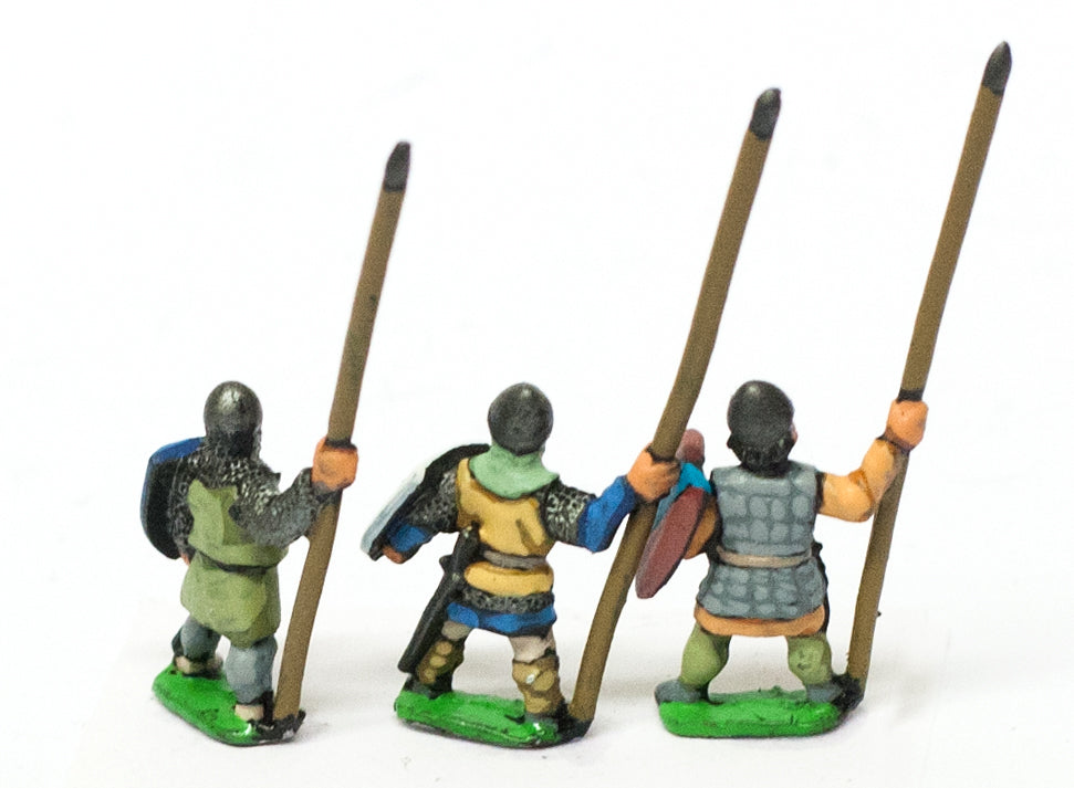 Heavy Infantry in Assorted Helms with Long Spear & Large Shield MID37