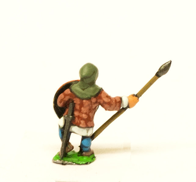 Medium Spearmen with Quilted Coat & Round Shield MID43