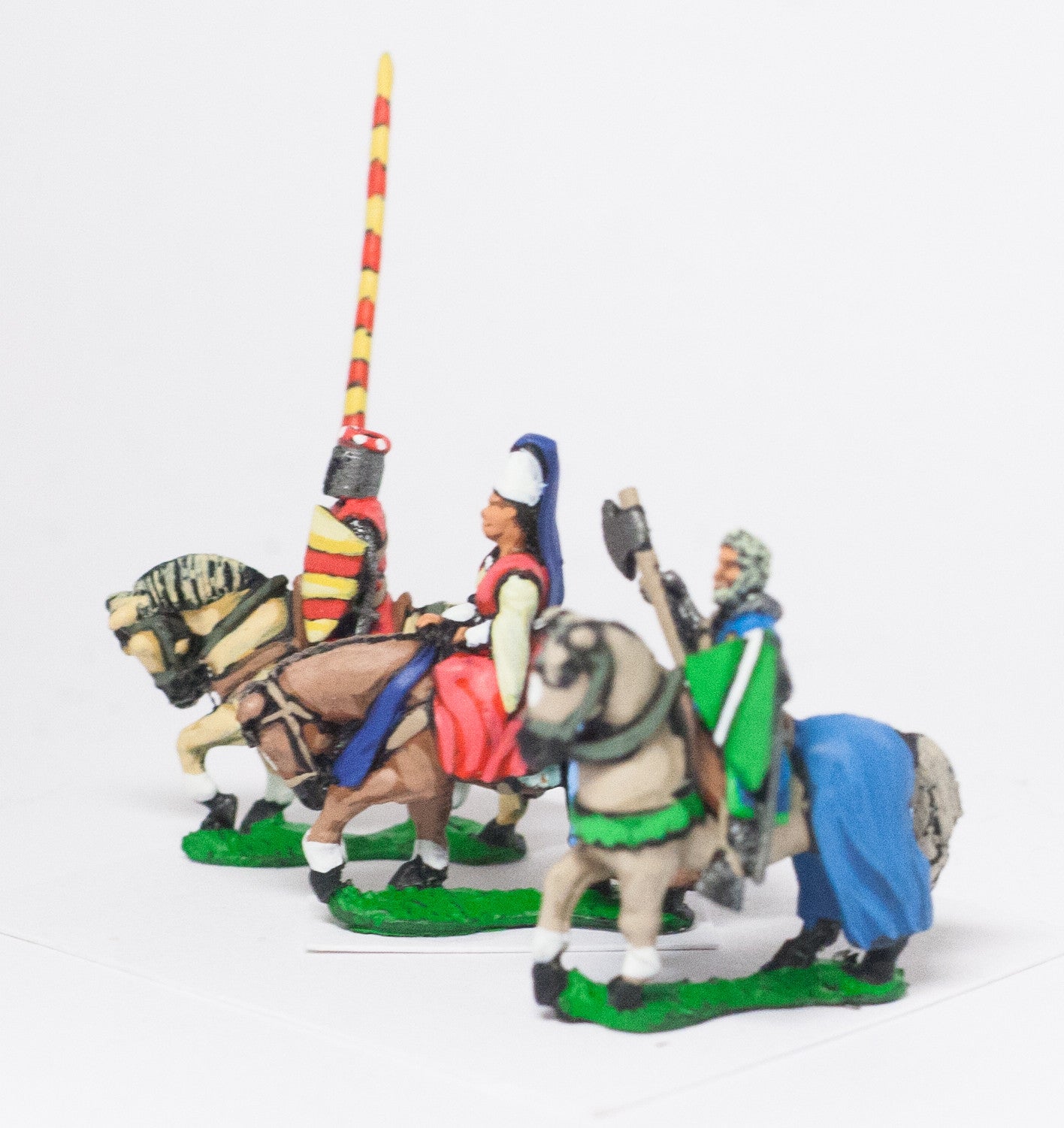 Command: Mounted Lady with Two Bodyguards 1150-1300Ad MID67d