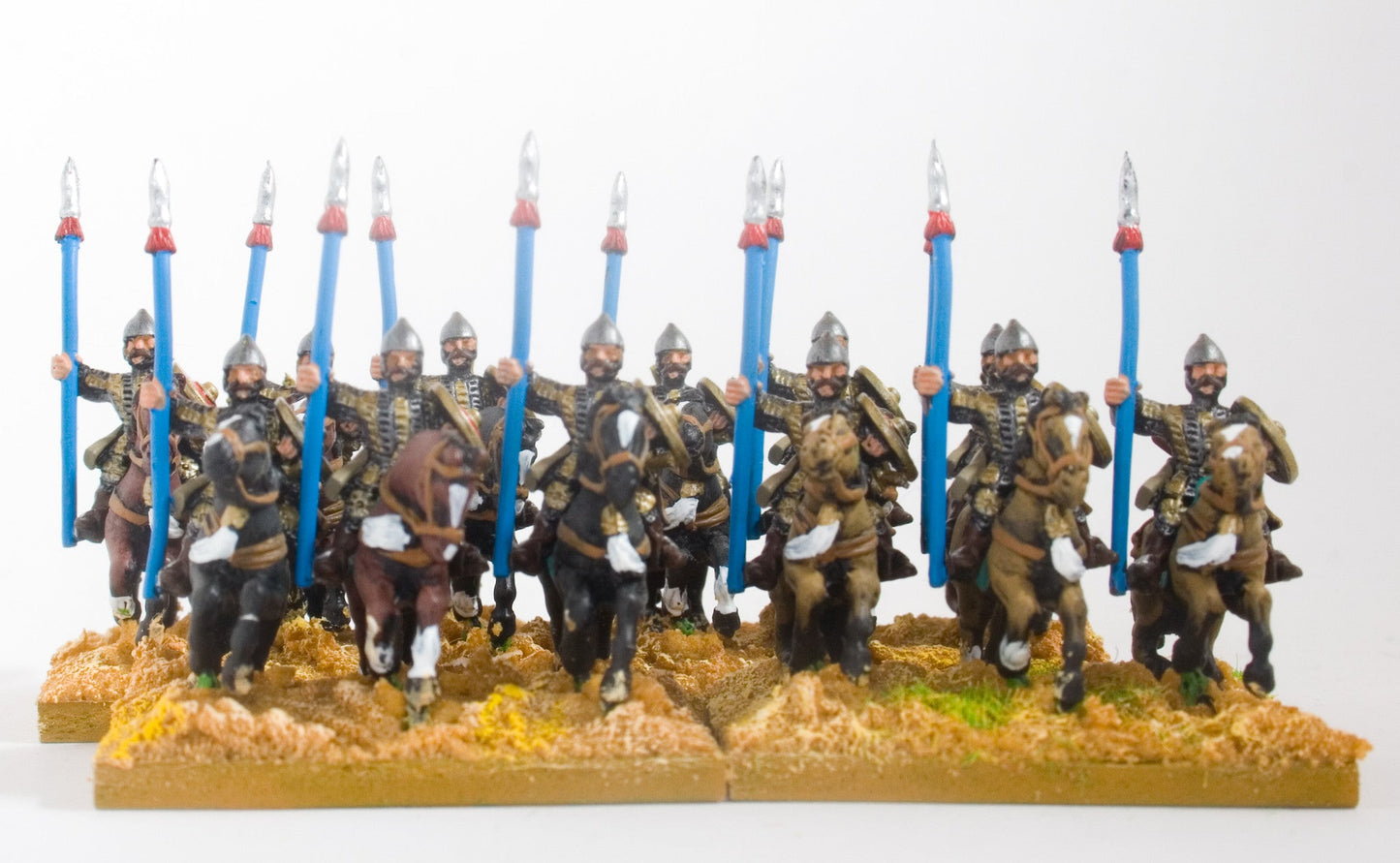 Moghul Indian: Heavy Cavalry with Bow, Shield & Upright Spear on Unarmoured Horse MOG2b