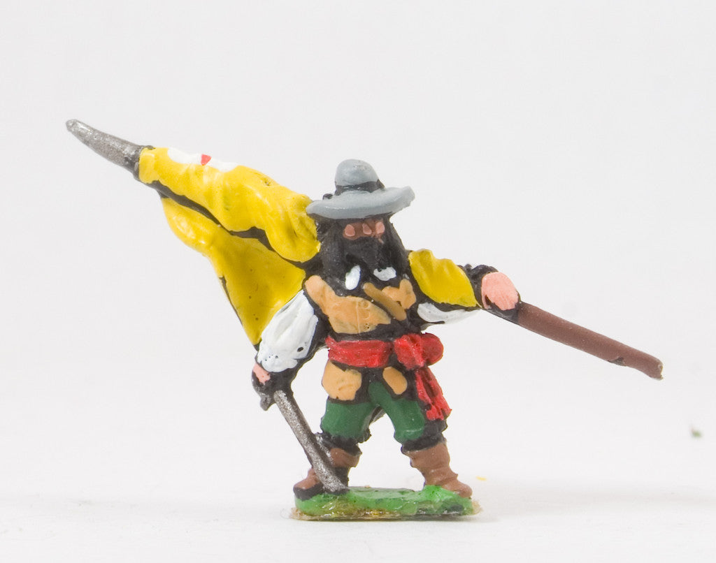 ECW: Command: Standard Bearers in Hats REN16
