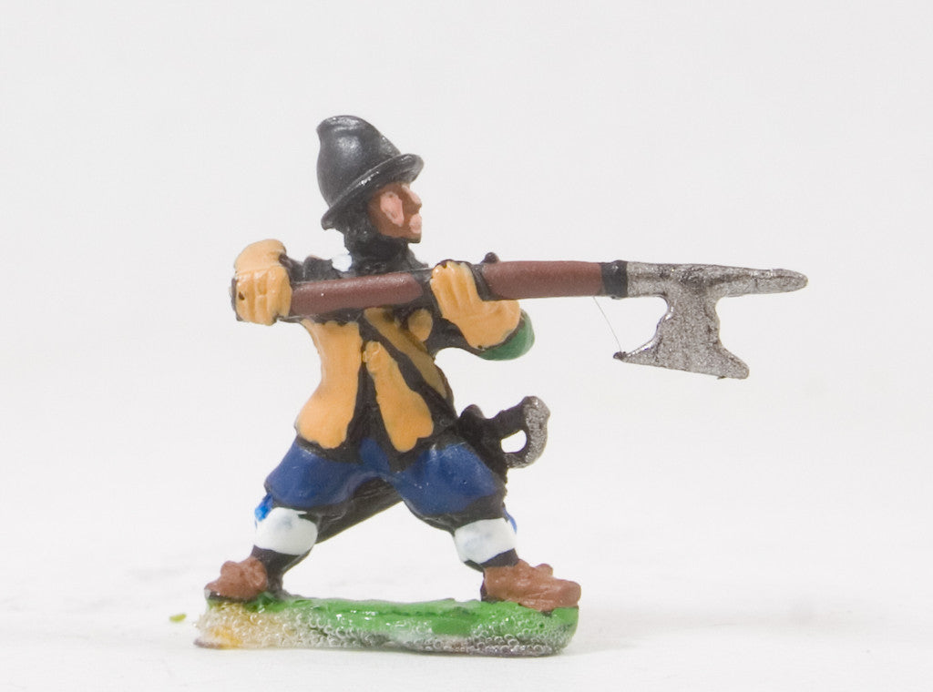 ECW: Medium Halberdiers in Helmets, Thrusting REN33