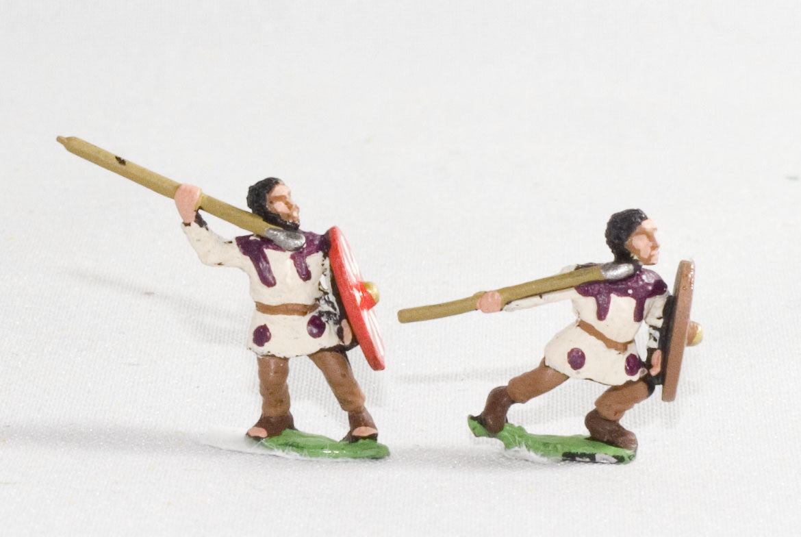 Middle Imperial Legionary Lanciarii with JavelIn and Shield RO38
