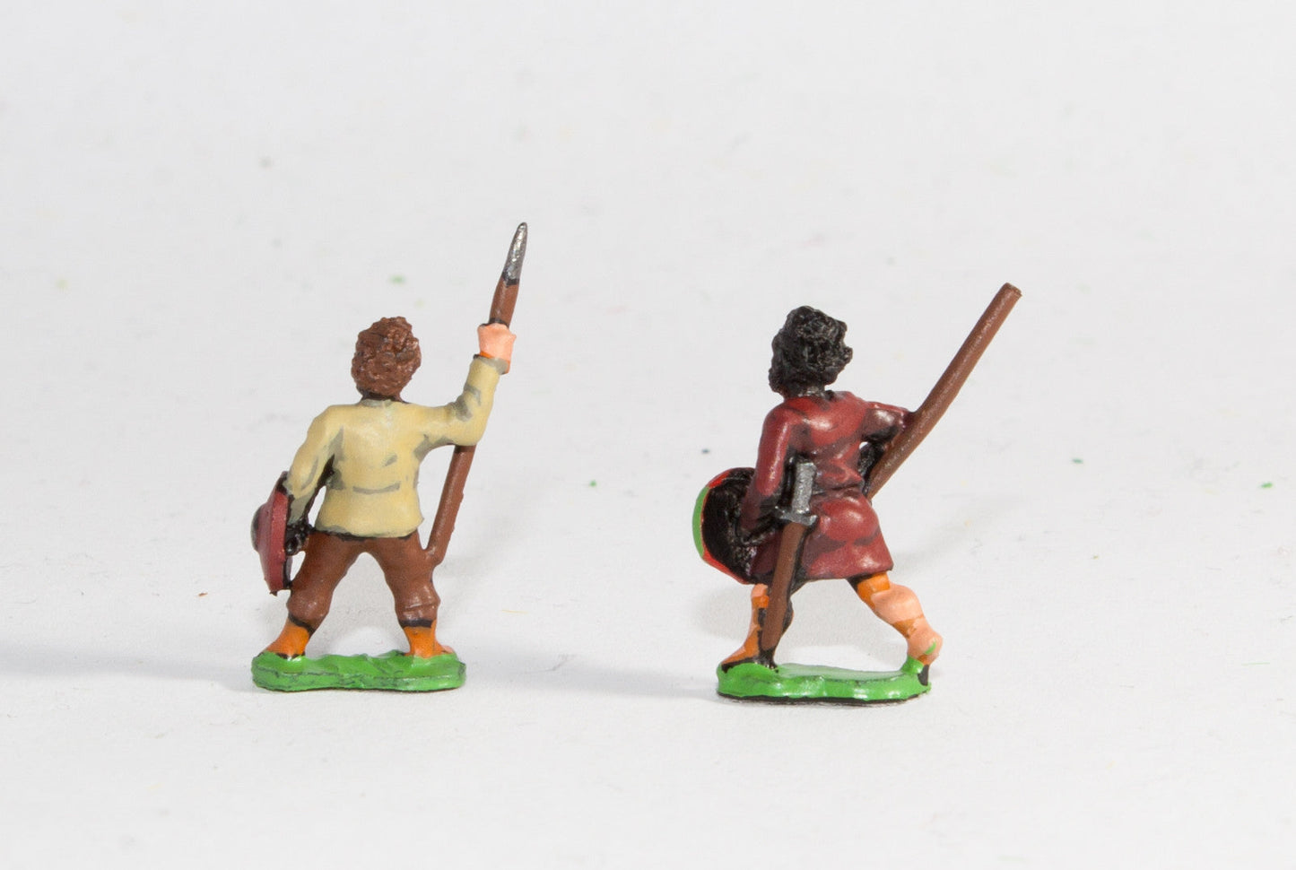 Warband Infantry with JavelIn and Shield (At The Ready) SIA4