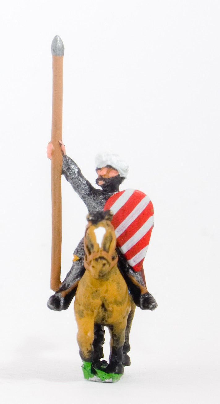 Arab Cavalry in Chainmail & Turban with Spear & Kite Shield CRU2