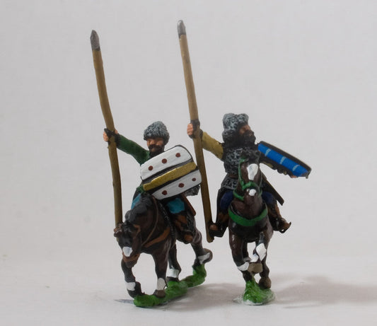 Lithuanian: Light / Medium Cavalry with Lance, Bow & Shield EMED22