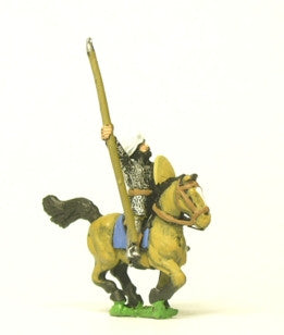 Arab Cavalry in Chainmail & Turban with Spear & Round Shield CRU1