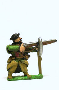 16-17th Century Polish: Musketeer with 2 Handed Axe, Firing RPP1