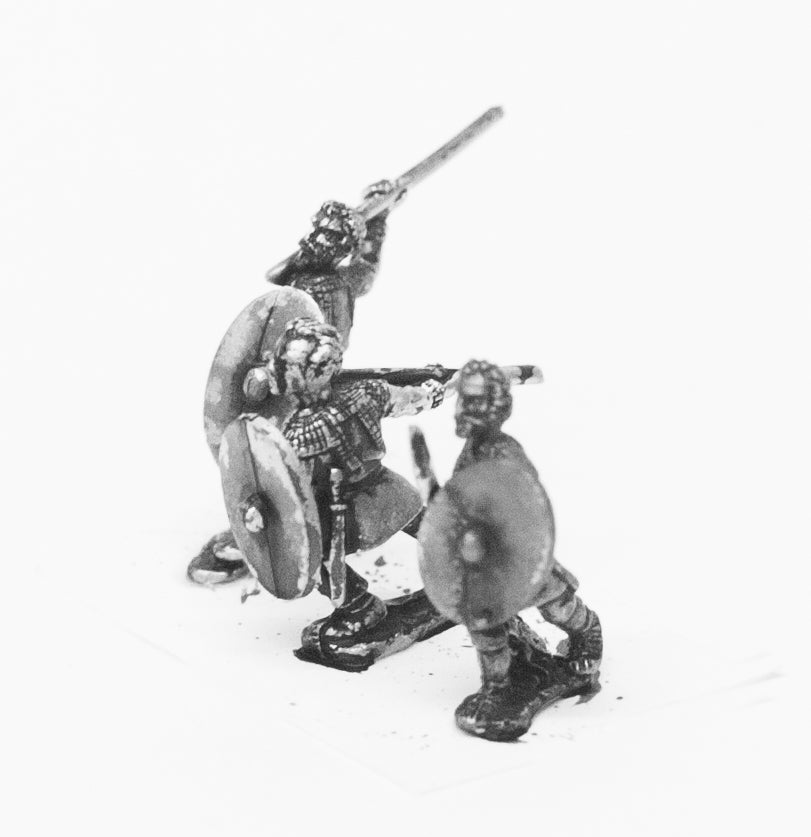 Middle Imperial Legionary Lanciarii with JavelIn and Shield RO38